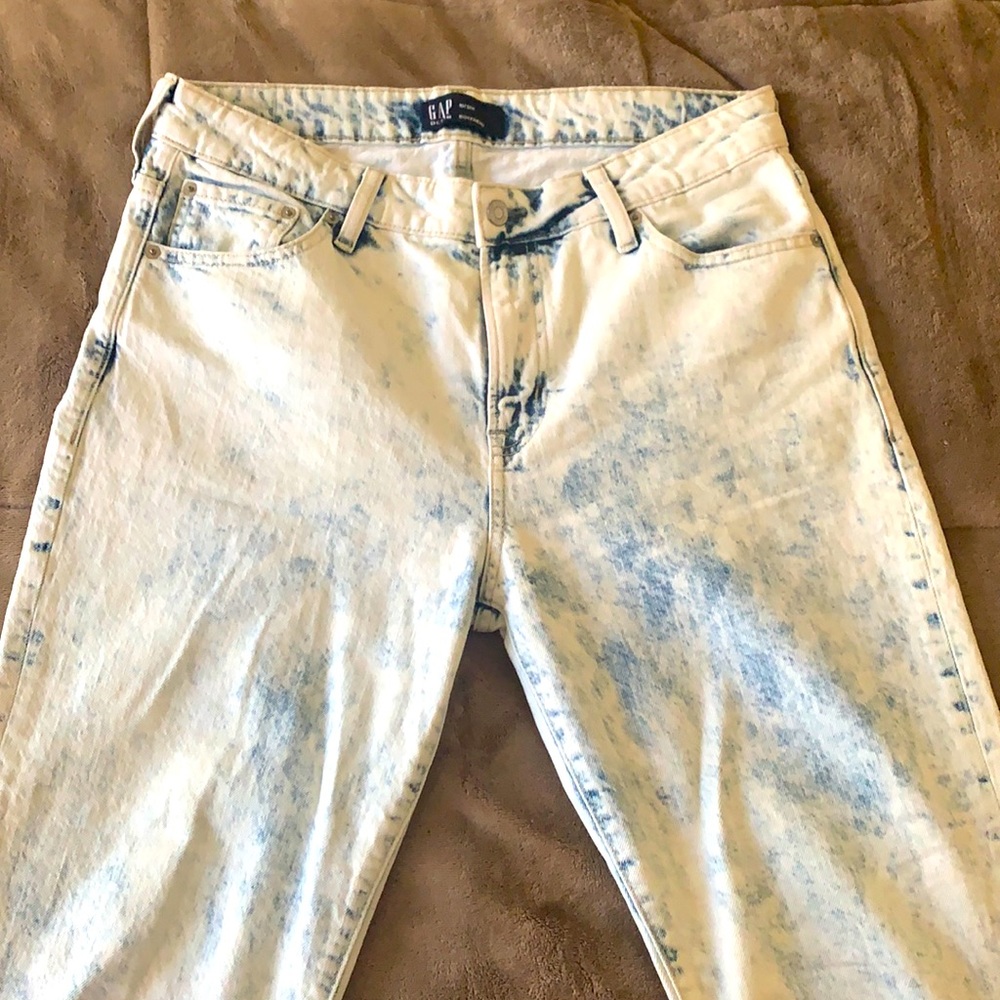 Boyfriend white-wash Gap Jeans